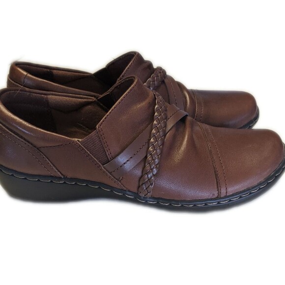 Clarks Cora Braid Shoe, dark tan leather, black sole, clean & great condition 8 - Picture 3 of 8